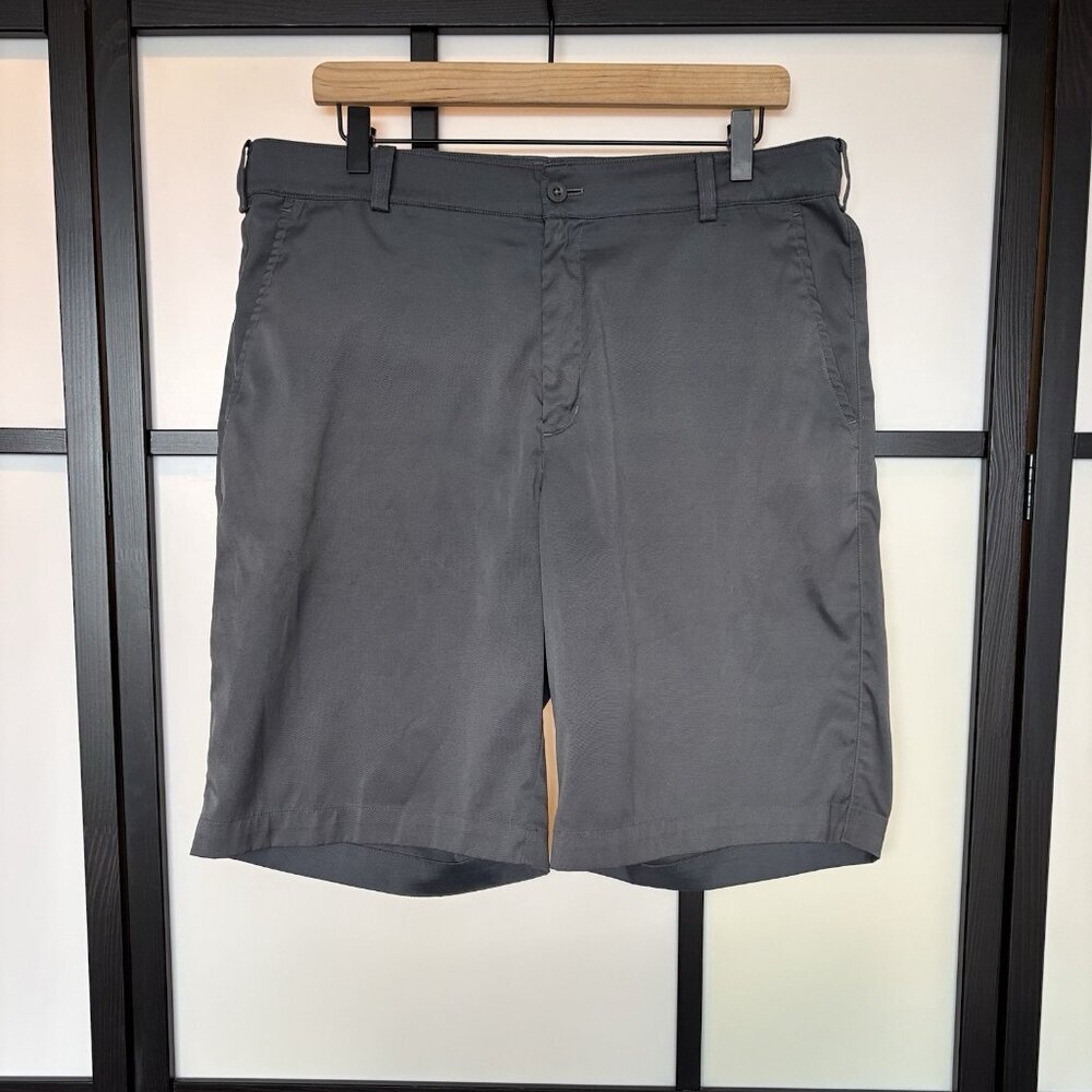 Nike Golf Mens Shorts 34 Gray Button Solid Pockets‎ Dri Fit Tour Performance